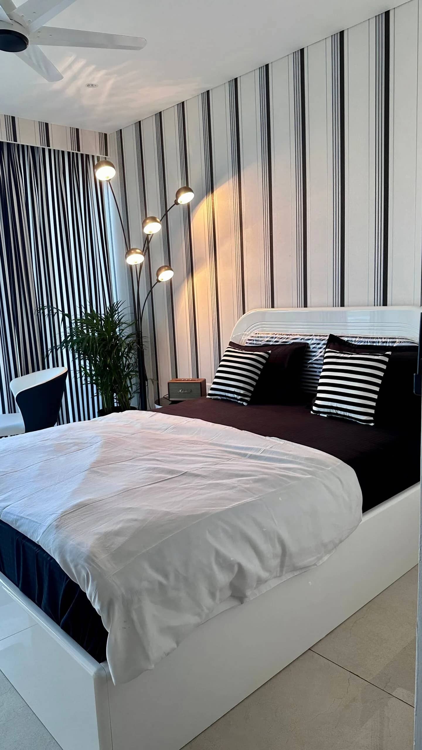 Zebra Luxe Loft Studio with patio - Main Image